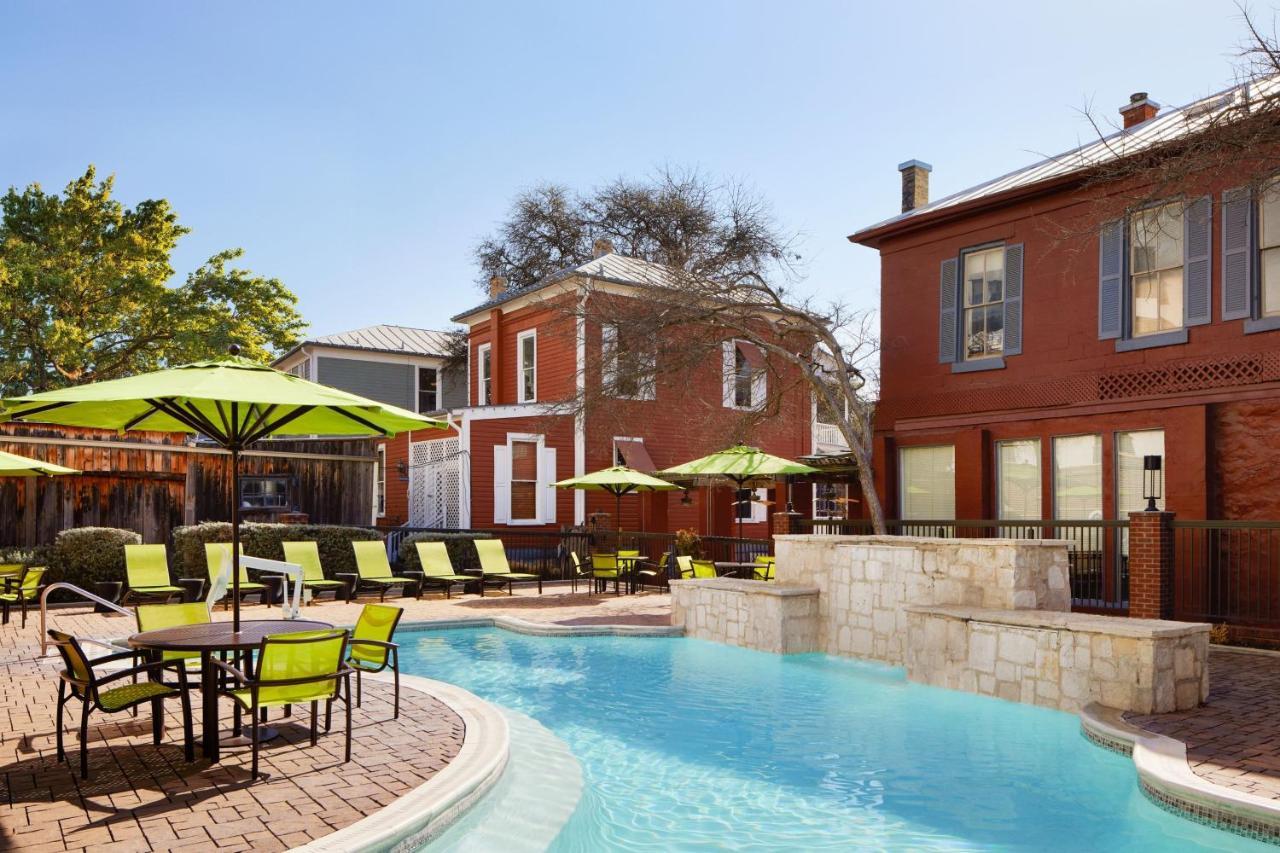 Springhill Suites By Marriott San Antonio Downtown-Riverwalk Area Exterior photo
